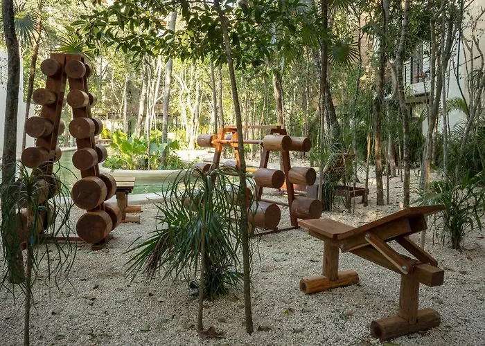 New 2 Bed And Bath - - Views To The Jungle Apartment *